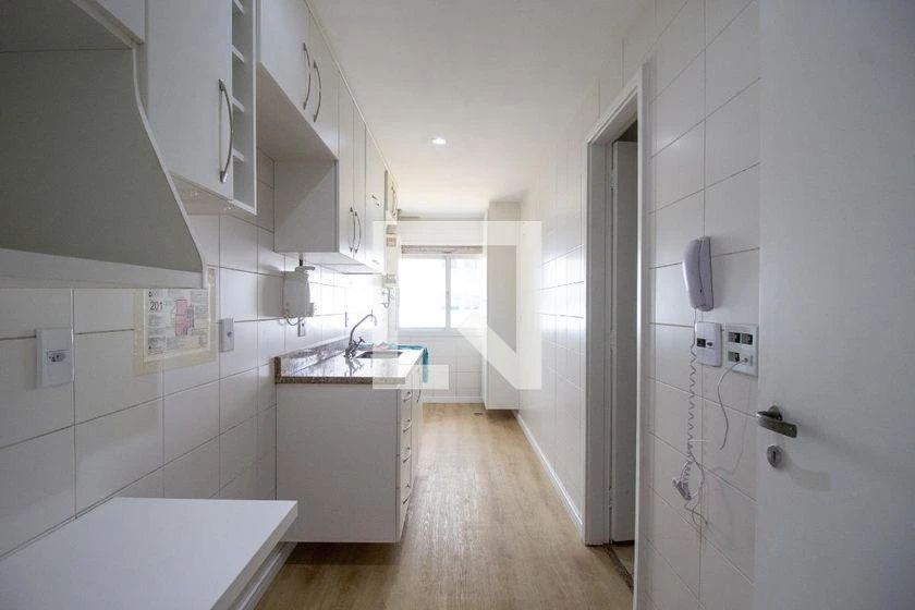 Apartamento mobiliado com 3 quartos e 93 m² — photo 31