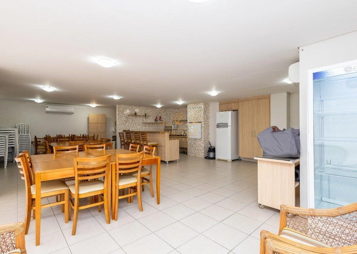 2-bedroom apartment with a dishwasher in Curitiba — photo 20