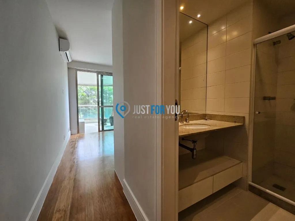 Apartamento mobiliado de 4 quartos em condomínio com piscina — photo 24