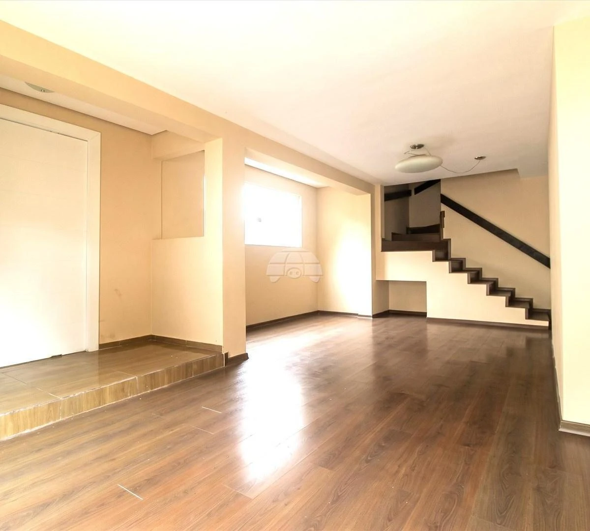 3-bedroom house with a grill on the balcony in Curitiba — photo 4