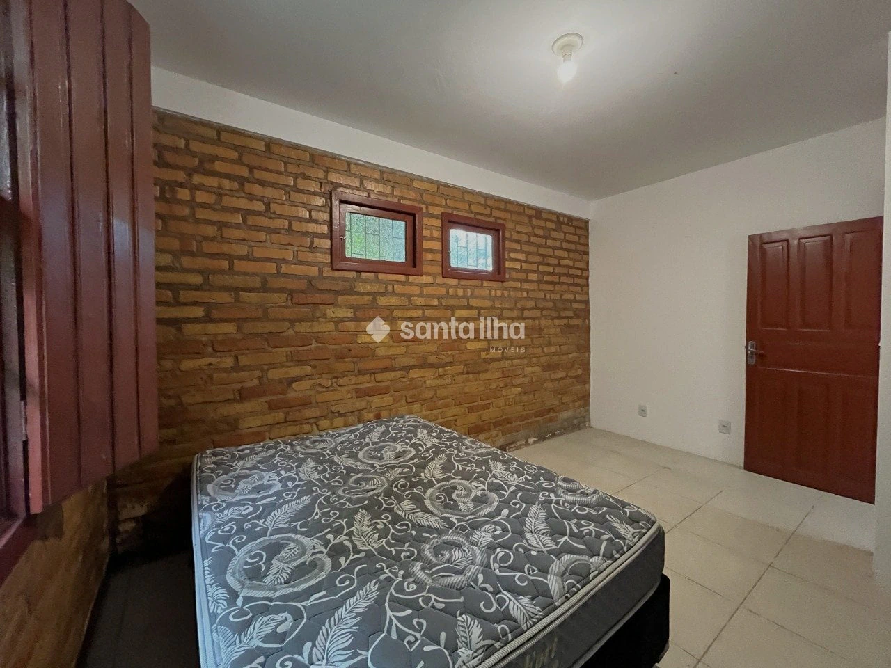 4-bedroom house with a garden — photo 17