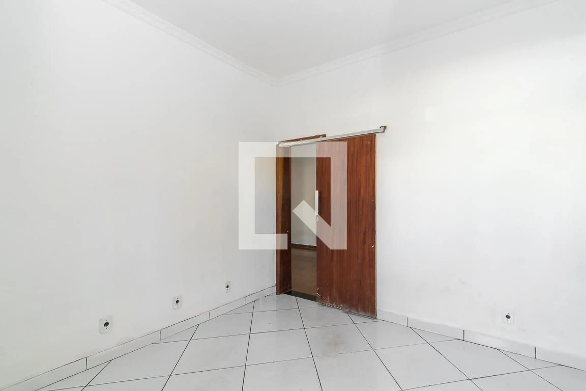 Casa para locação com 3 quartos, 2 banheiros e 1 vaga — photo 16