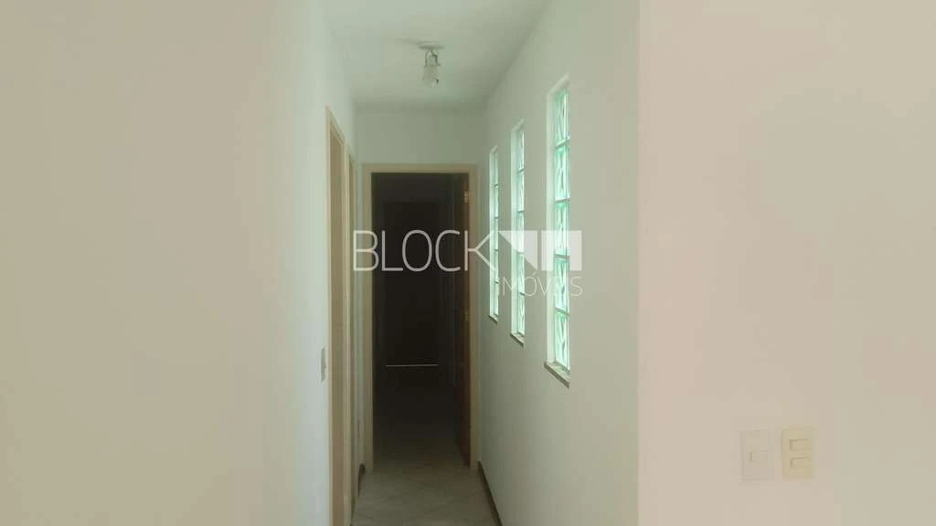 183 m² unfurnished apartment with 3 bedrooms and mountain view — photo 12