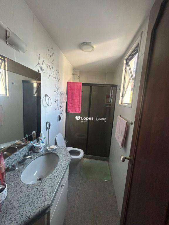 Cobertura mobiliada de 5 quartos com lavanderia e 209 m² — photo 2