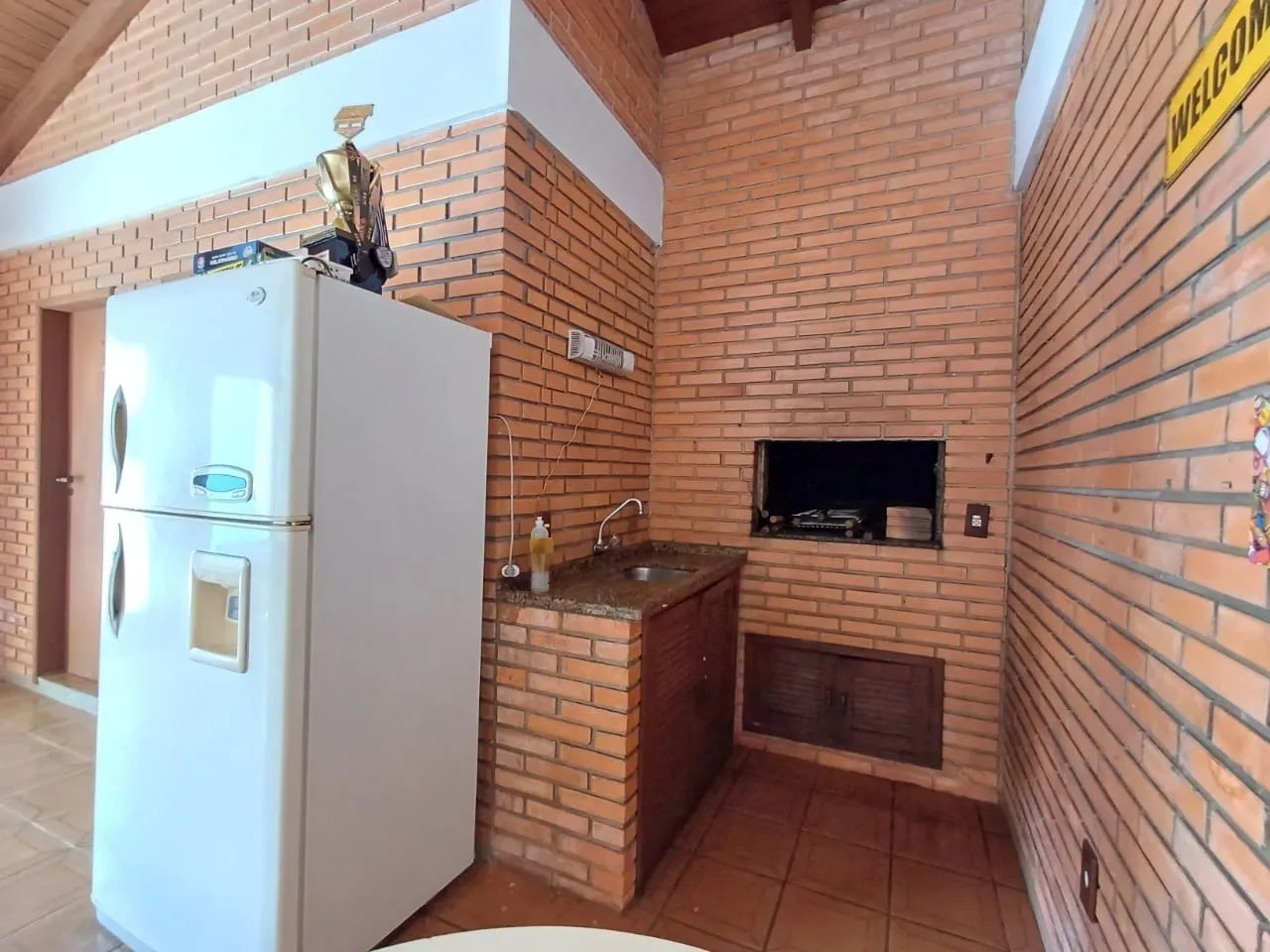 Будинок із 5 спальнями та садом — photo 3