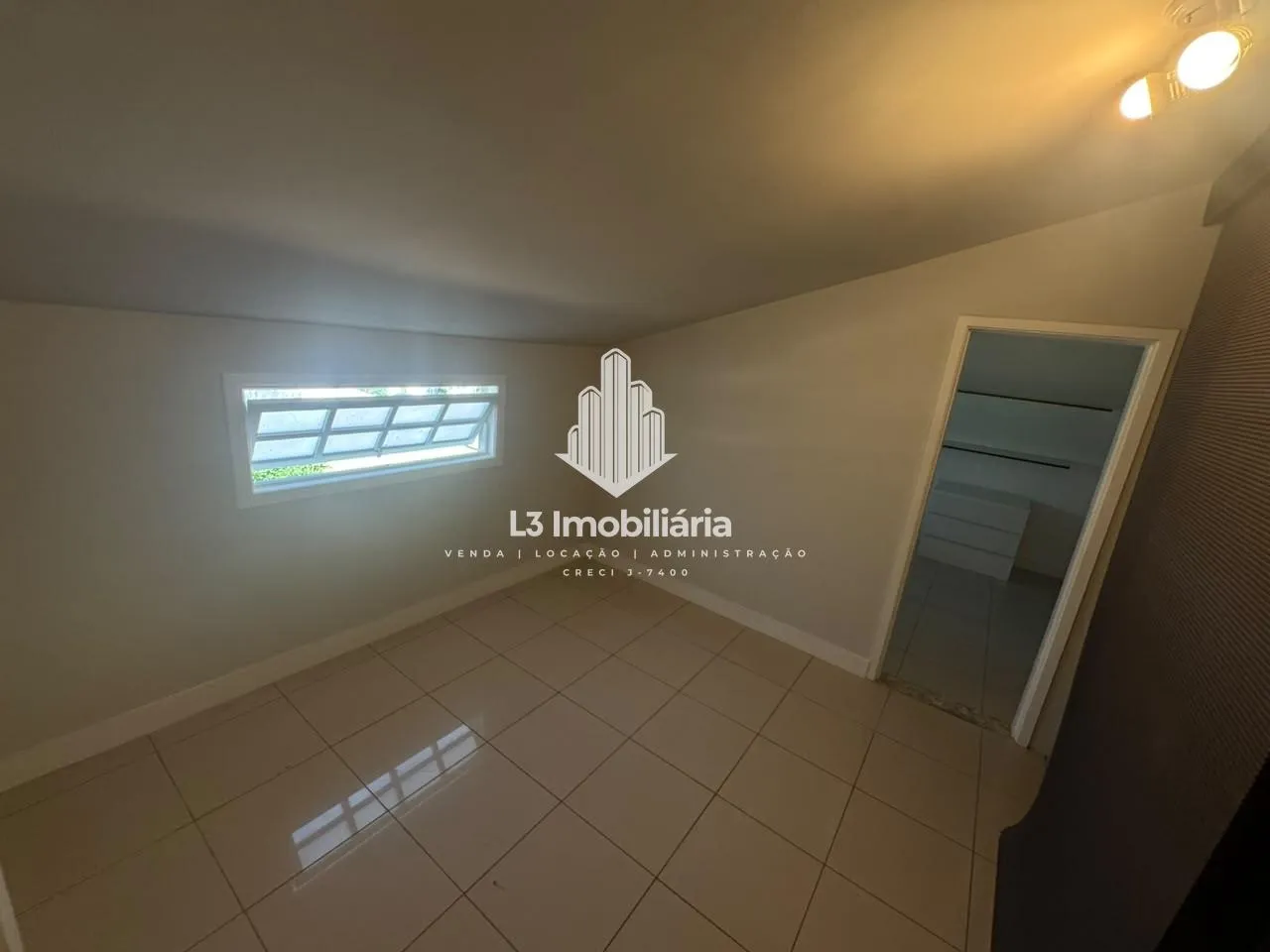Rental house with 4 bedrooms and 3 bathrooms — photo 14
