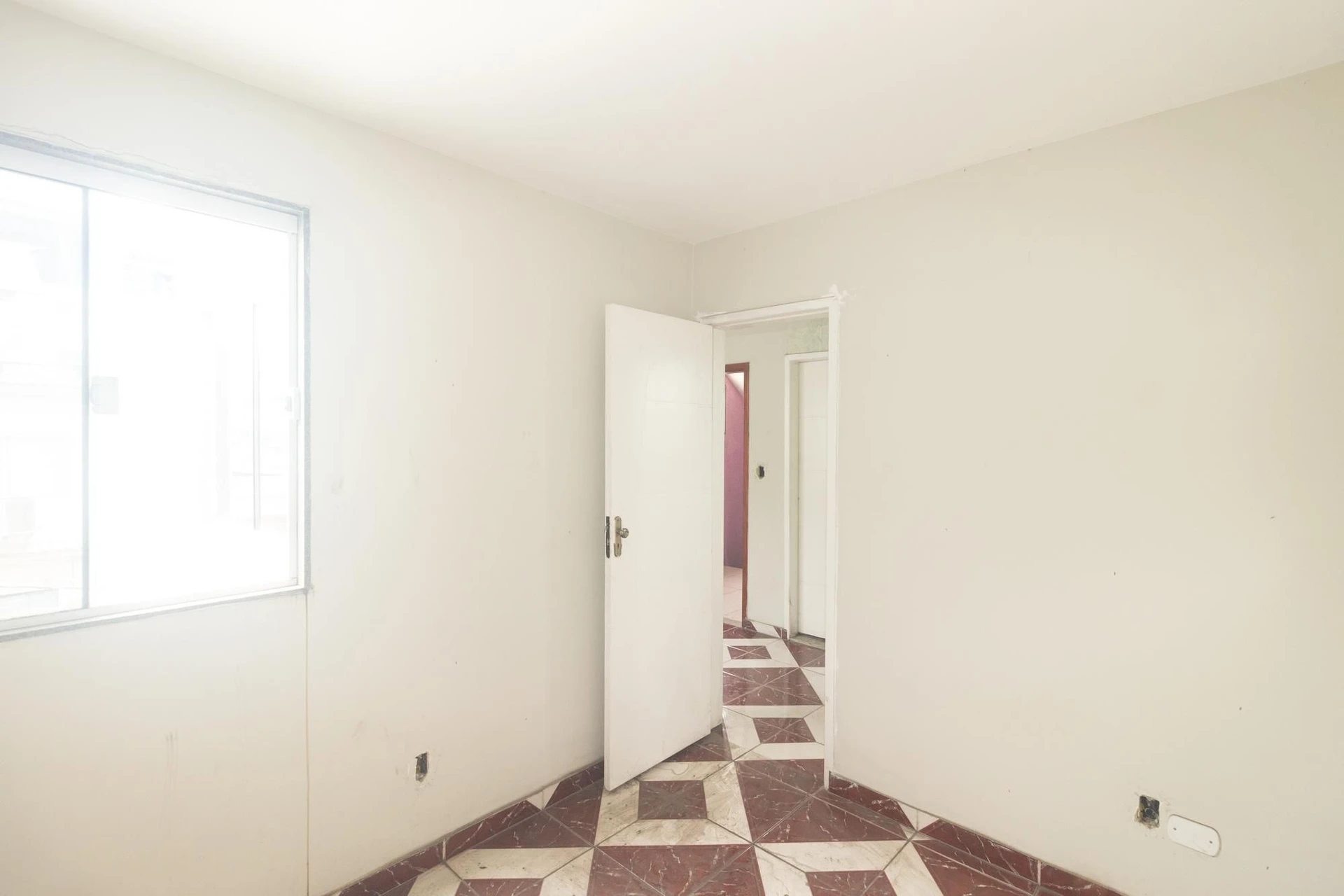 1-bedroom apartment with fitted kitchen cabinets — photo 23