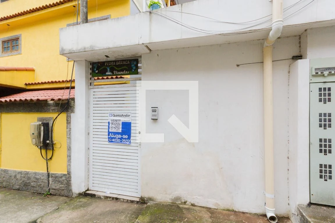 Estudio con 1 dormitorio y 1 baño, sin aparcamiento