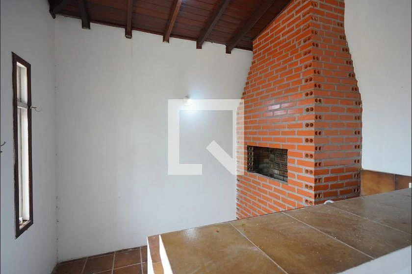House with 7 bedrooms and 3 en-suites at 350 m² — photo 7