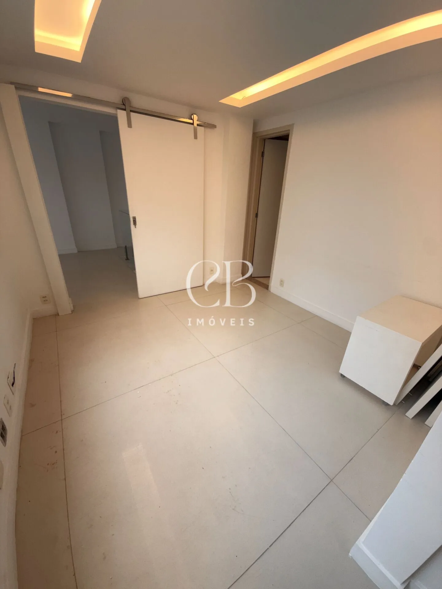 4-bedroom apartment with 5 bathrooms and 3 parking spaces — photo 30