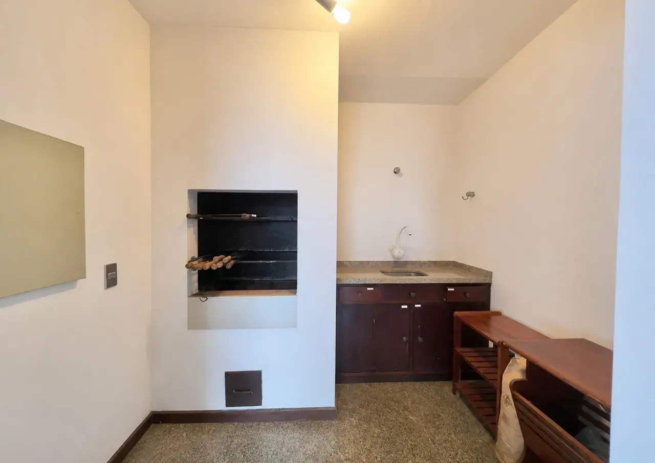 Furnished penthouse apartment with 4 bedrooms — photo 14