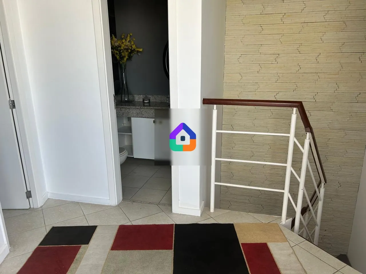 Apartamento com 4 quartos e varanda fechada de vidro — photo 4