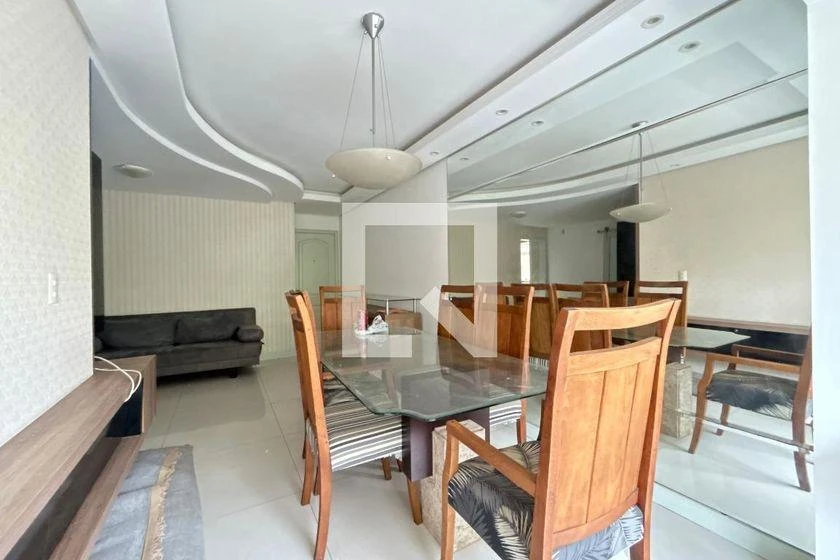 Furnished apartment, 108 m², with floor-to-ceiling windows — photo 26