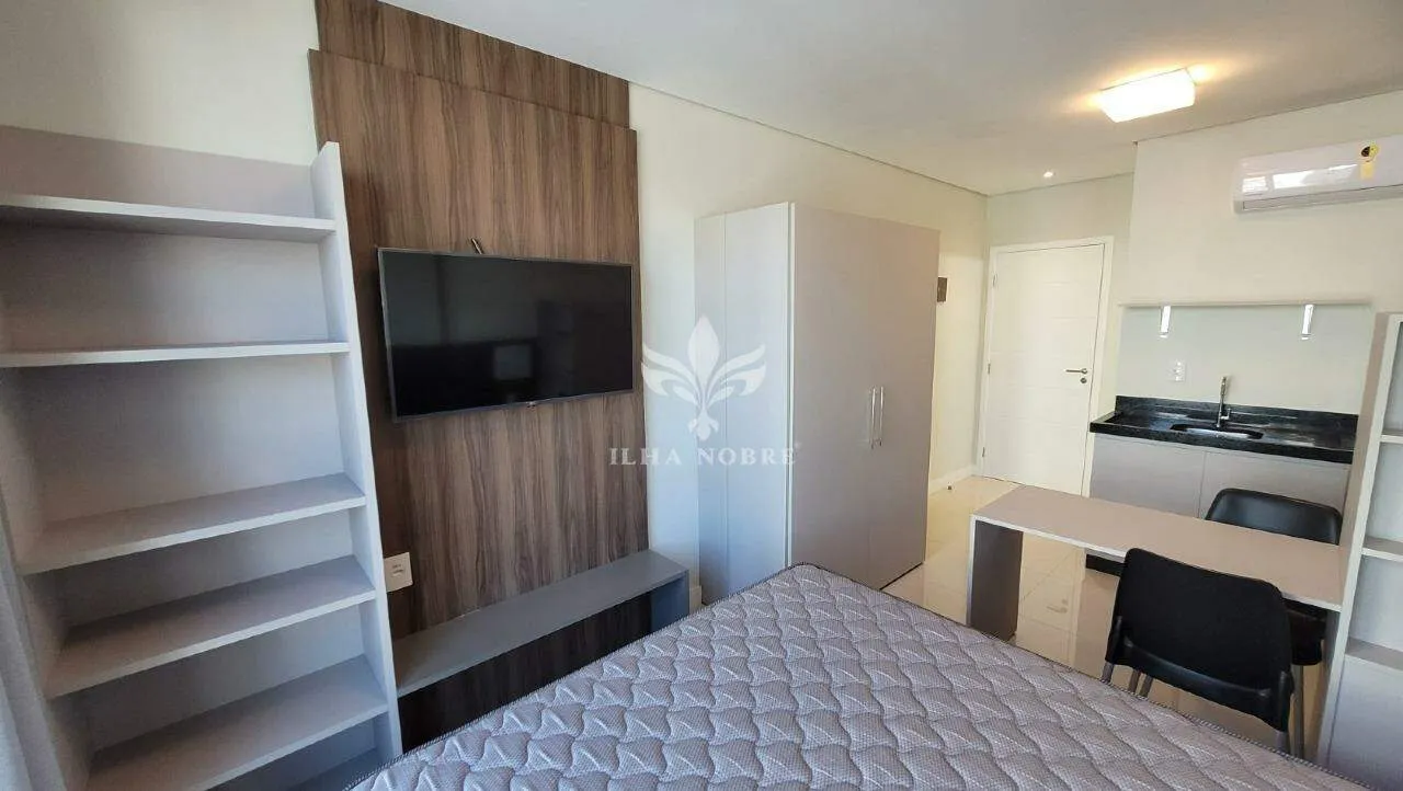Studio mobiliado de 20 m² com quarto e banheiro — photo 4