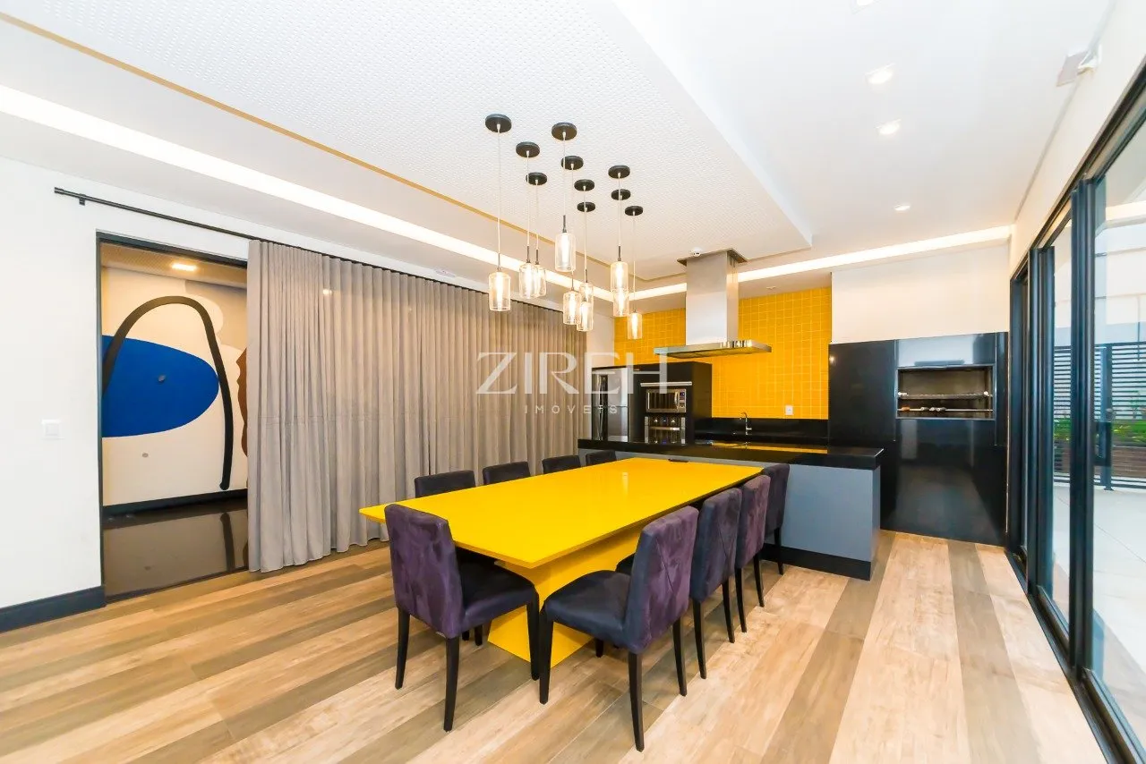 One-bedroom apartment in a building with a gym — photo 15