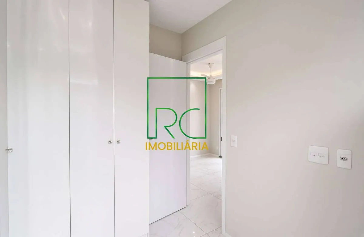 Mountain view in a 2-bedroom apartment, 44 m² — photo 24