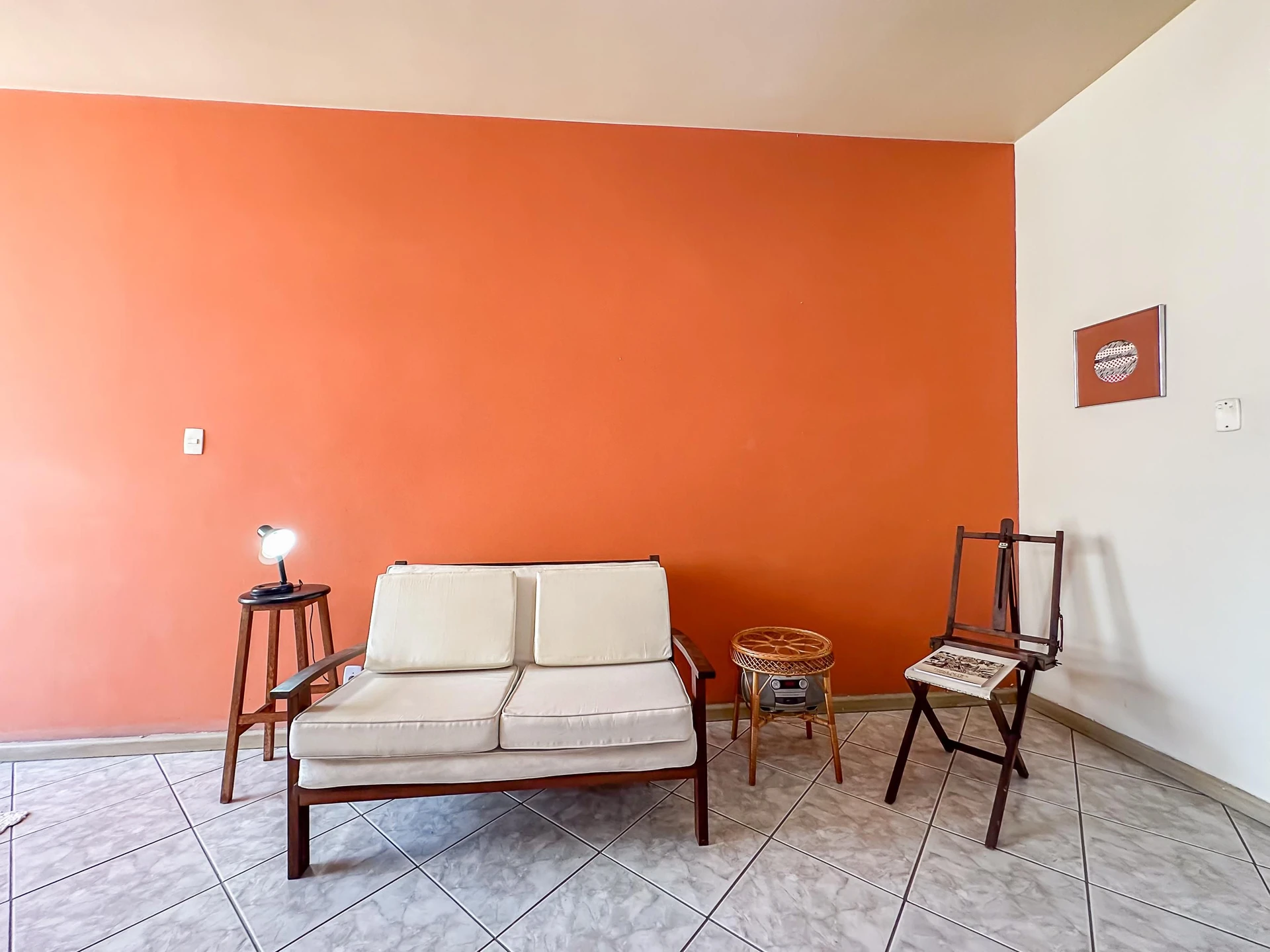 Furnished 2-bedroom apartment with separate kitchen — photo 27