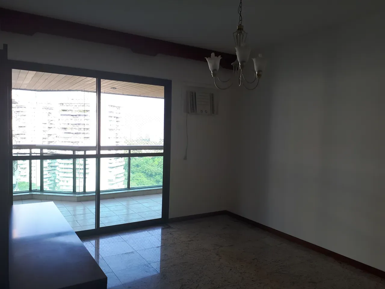 3-bedroom apartment with a bathtub — photo 15