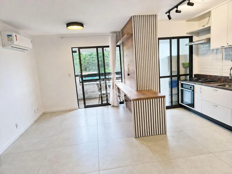 Вид на воду и 2 спальни: квартира 72 м² — photo 17