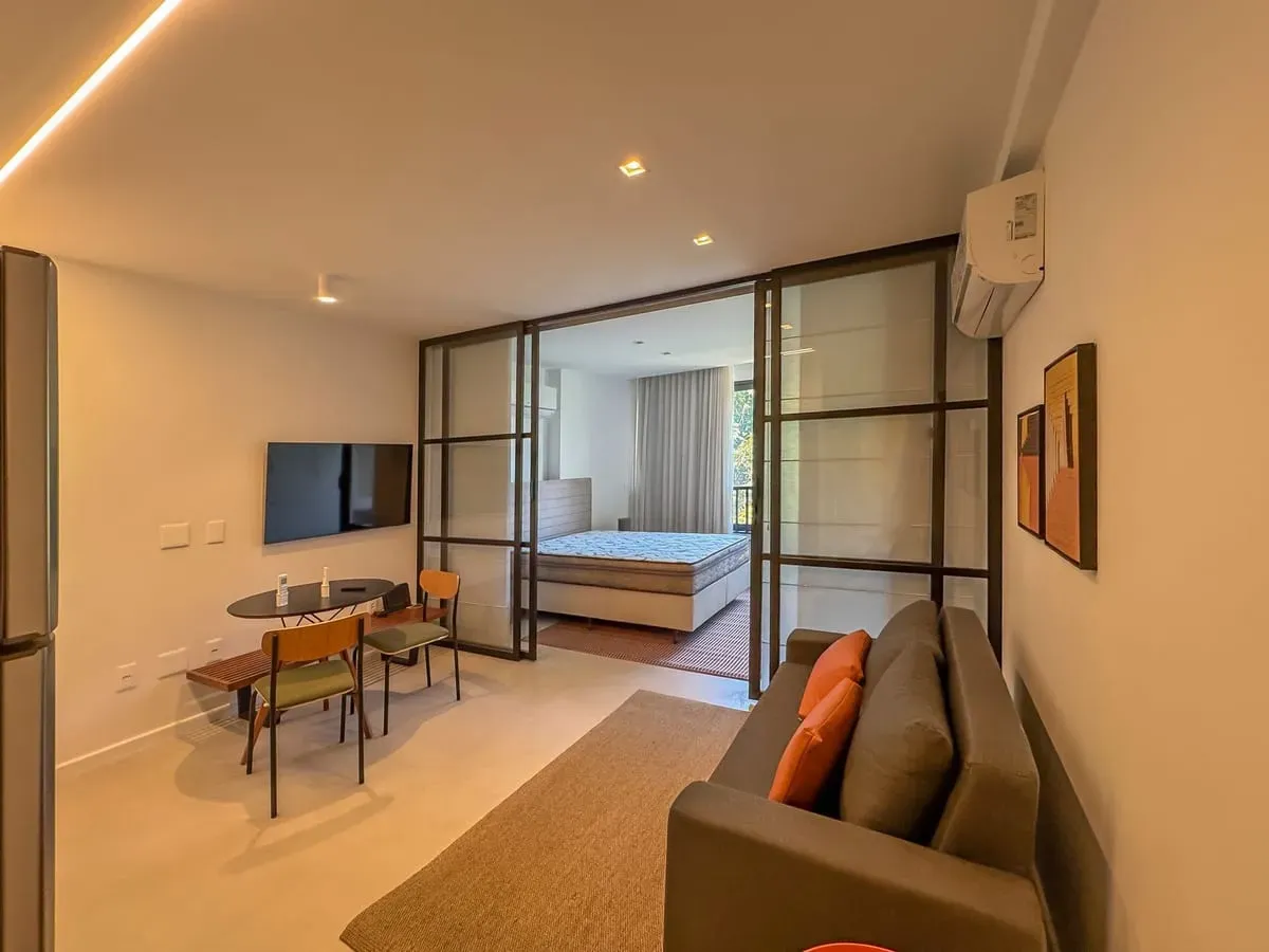 Furnished apartment, 35 m², with a home office — photo 4
