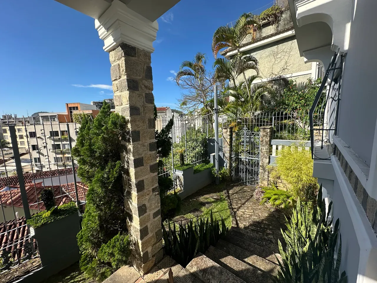 Меблированная квартира 800 м² с 4 спальнями и 4 ванными — photo 74