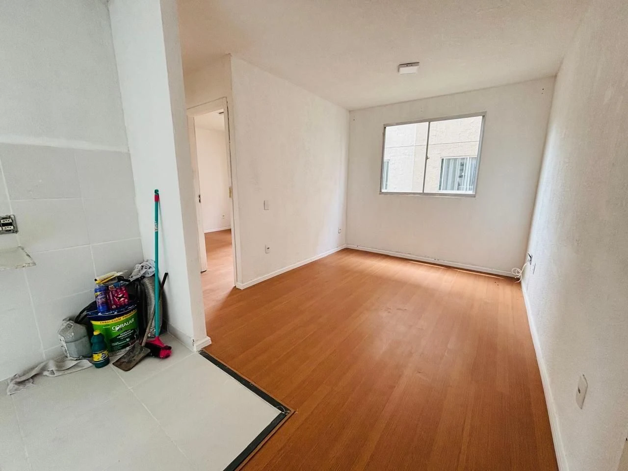 Unfurnished apartment with 2 bedrooms and 1 bathroom — photo 2