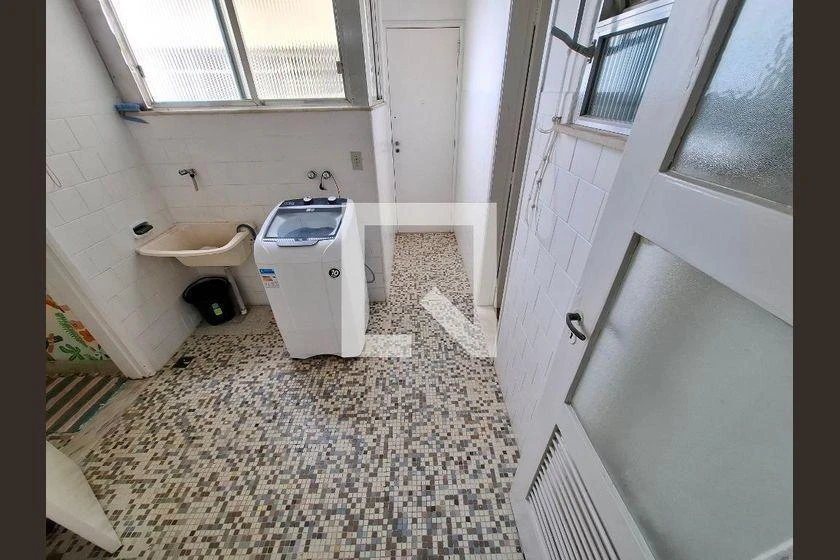 Rental apartment with 4 bedrooms and 2 bathrooms — photo 31