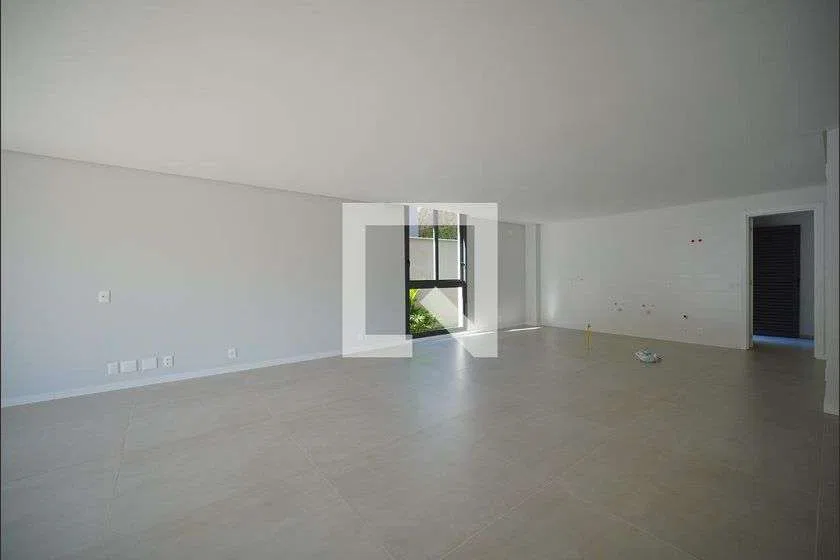 House for rent with 3 en-suite bedrooms and 4 baths — photo 3
