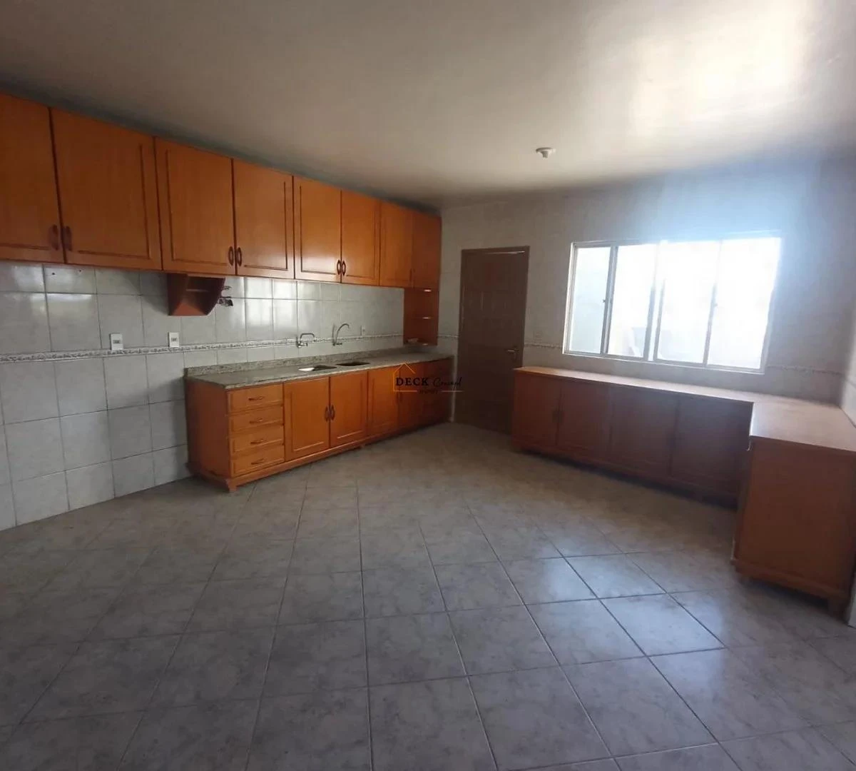 House with 3 bedrooms, 250 m² and private BBQ — photo 14