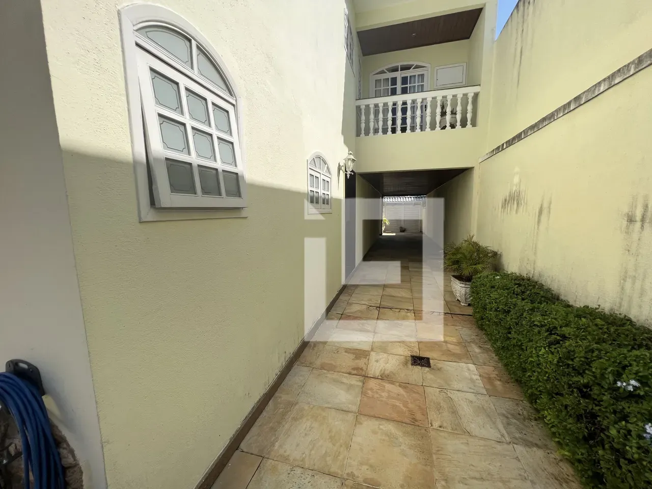 House with 4 suites and 5 parking spaces plus balcony BBQ — photo 7