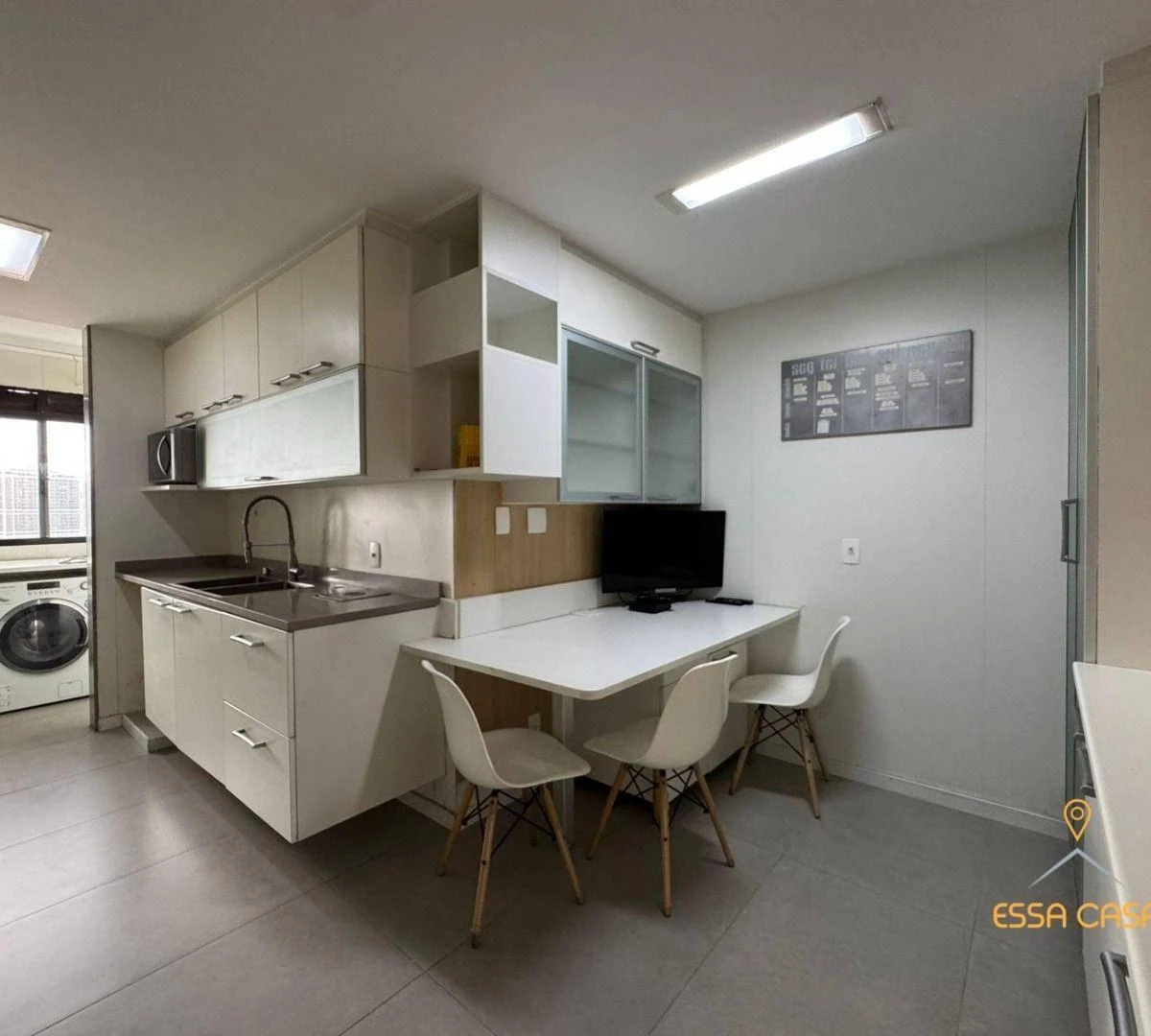 4-bedroom apartment with a water view in Rio de Janeiro — photo 11