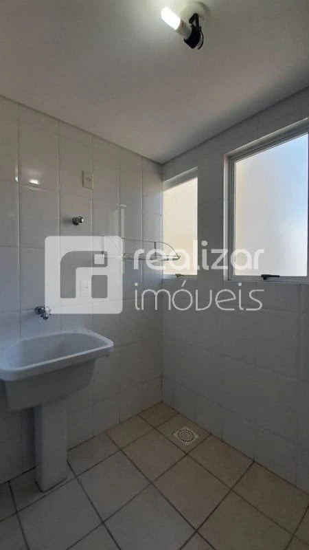 2-bedroom apartment with a washing machine in Florianópolis — photo 16
