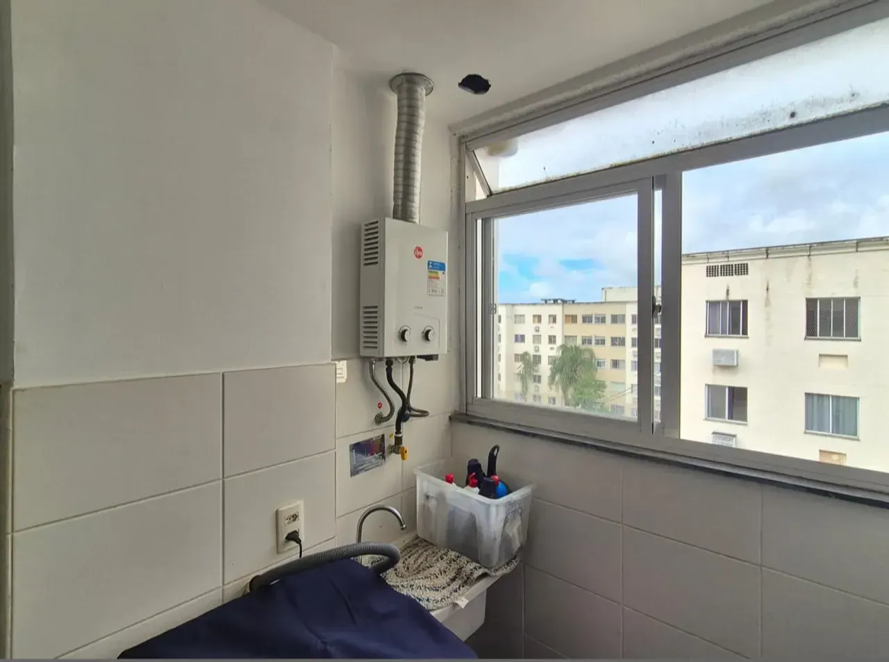 Furnished 3-bedroom apartment with mountain views — photo 15