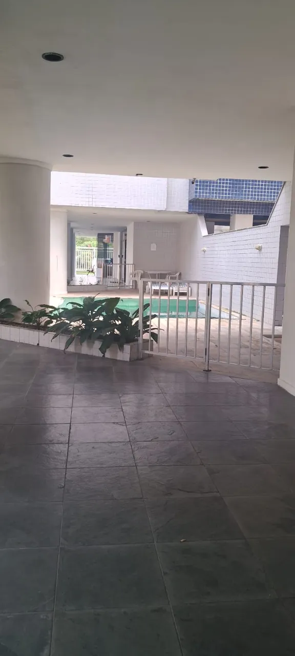 3-bedroom apartment with 3 bathrooms and balcony — photo 7