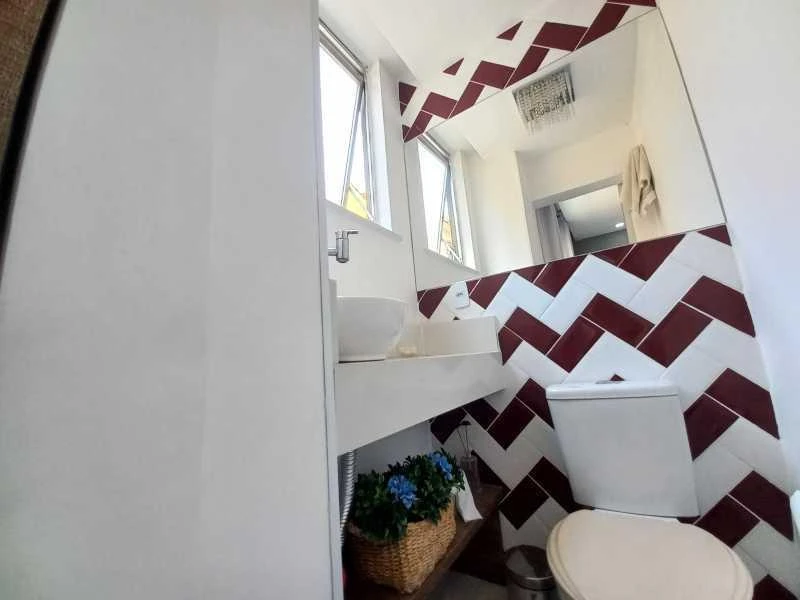 Furnished 75 m² apartment with open-plan kitchen — photo 5