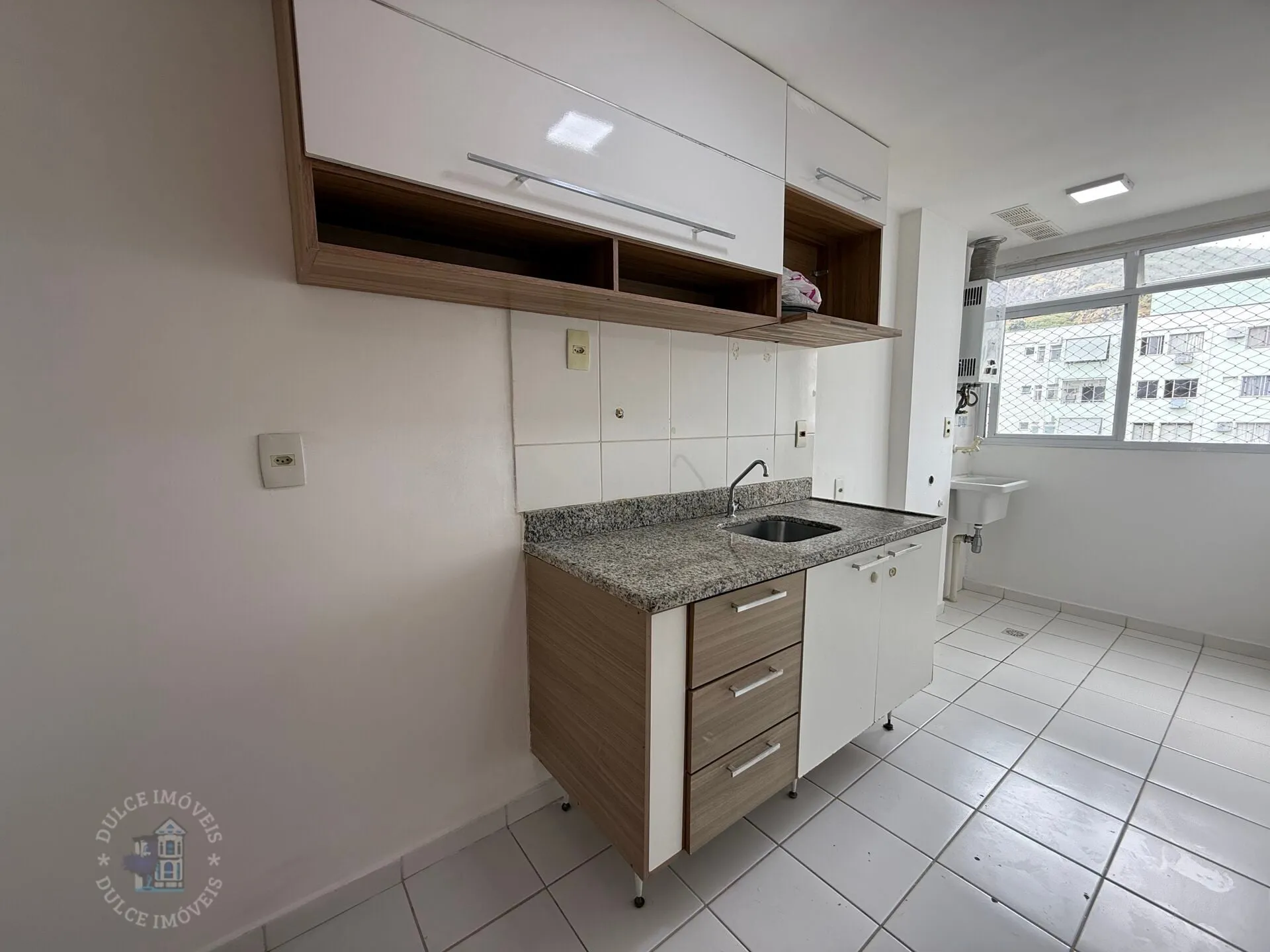 Квартира з 2 спальнями та 1 паркомісцем, 60 м² — photo 5
