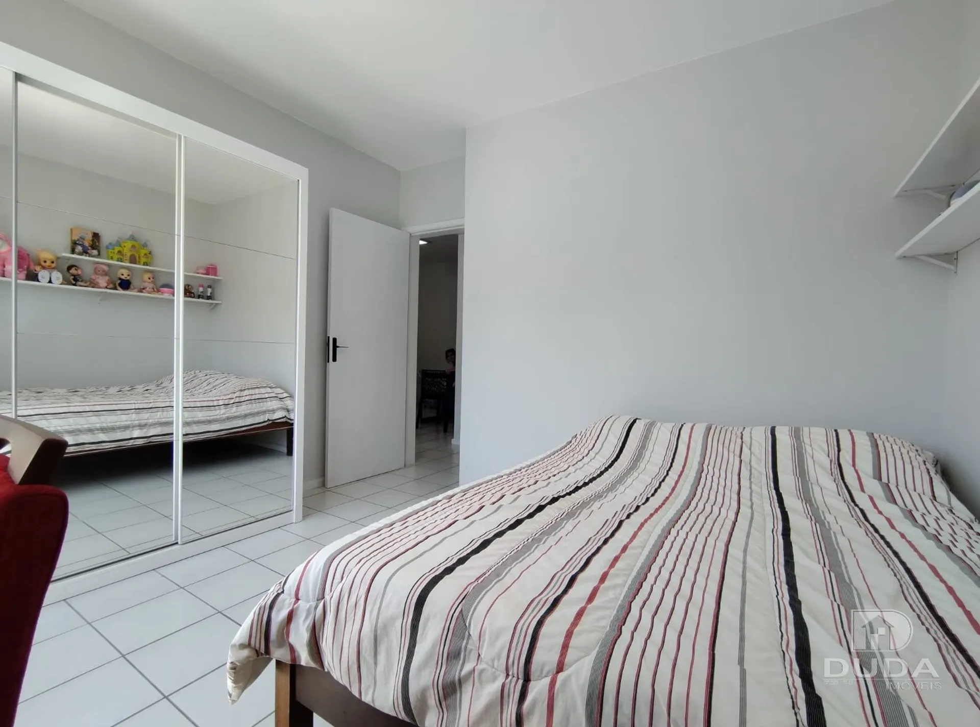Apartamento amueblado de 2 dormitorios con plaza — photo 7