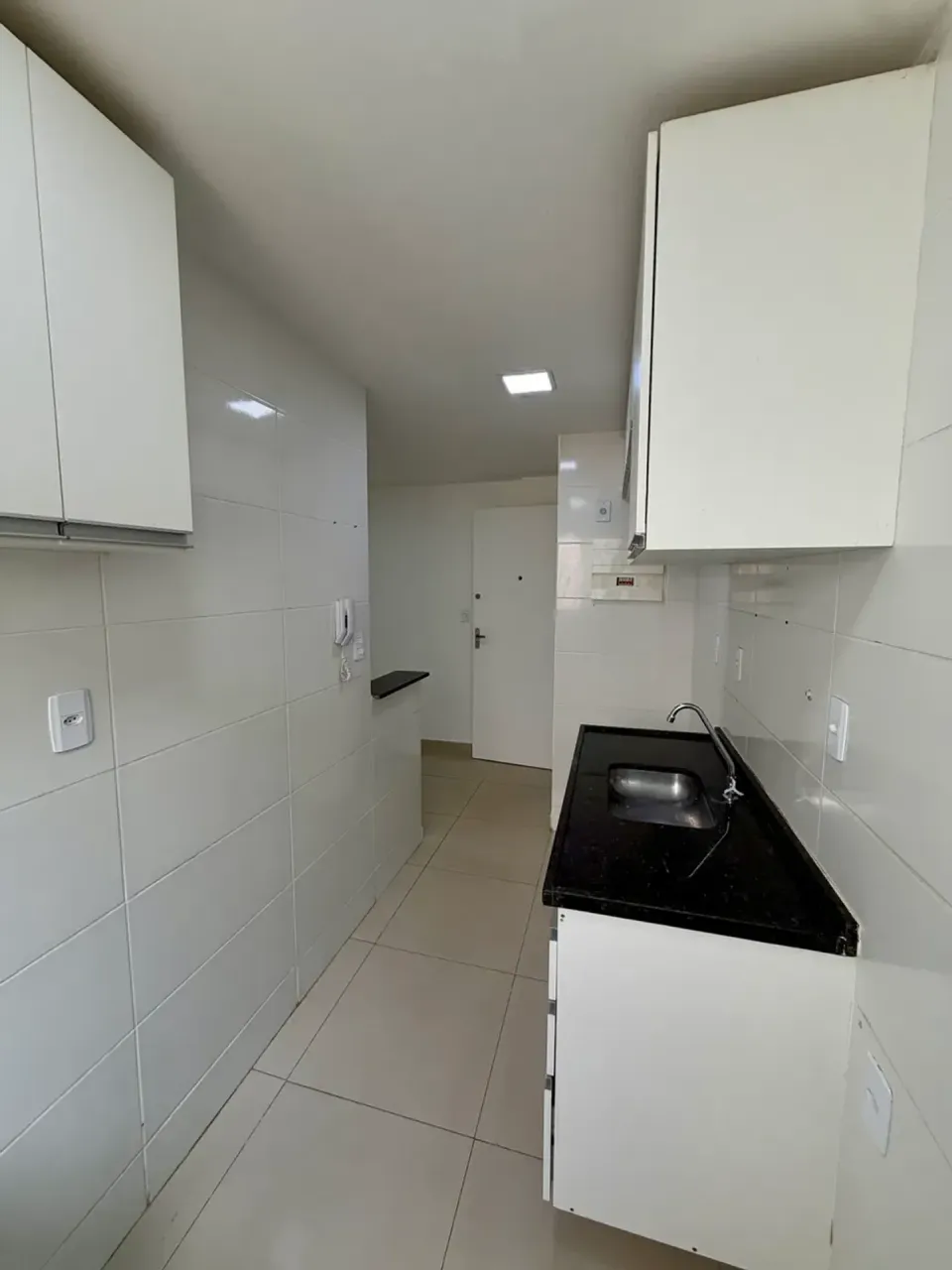 Apartment with 2 bedrooms, balcony and no parking — photo 3