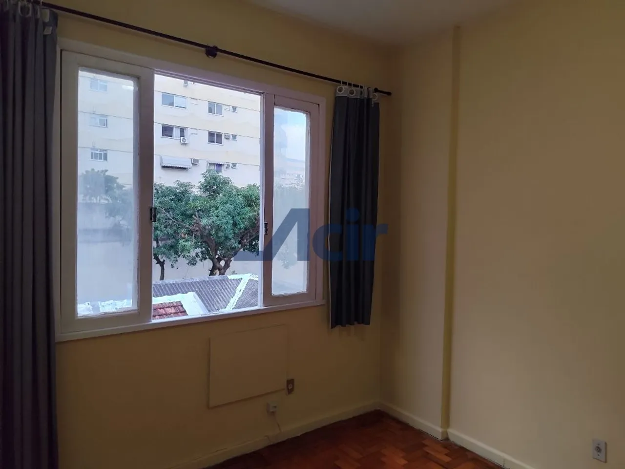 1-bedroom 1-bath apartment with a kitchenette corner — photo 16
