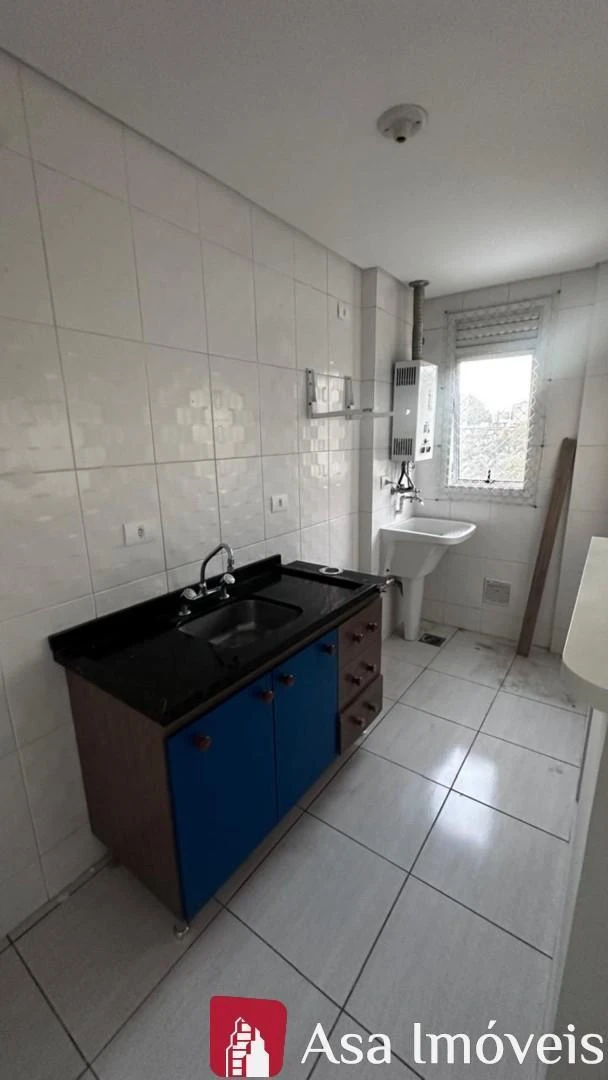 Apartment, 45 m², with wood or laminate floors — photo 2