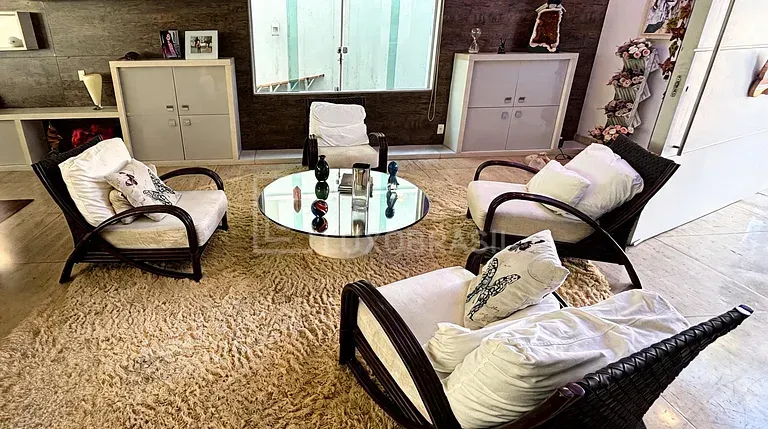 Furnished house with 6 en-suite bedrooms and 10 bathrooms — photo 8