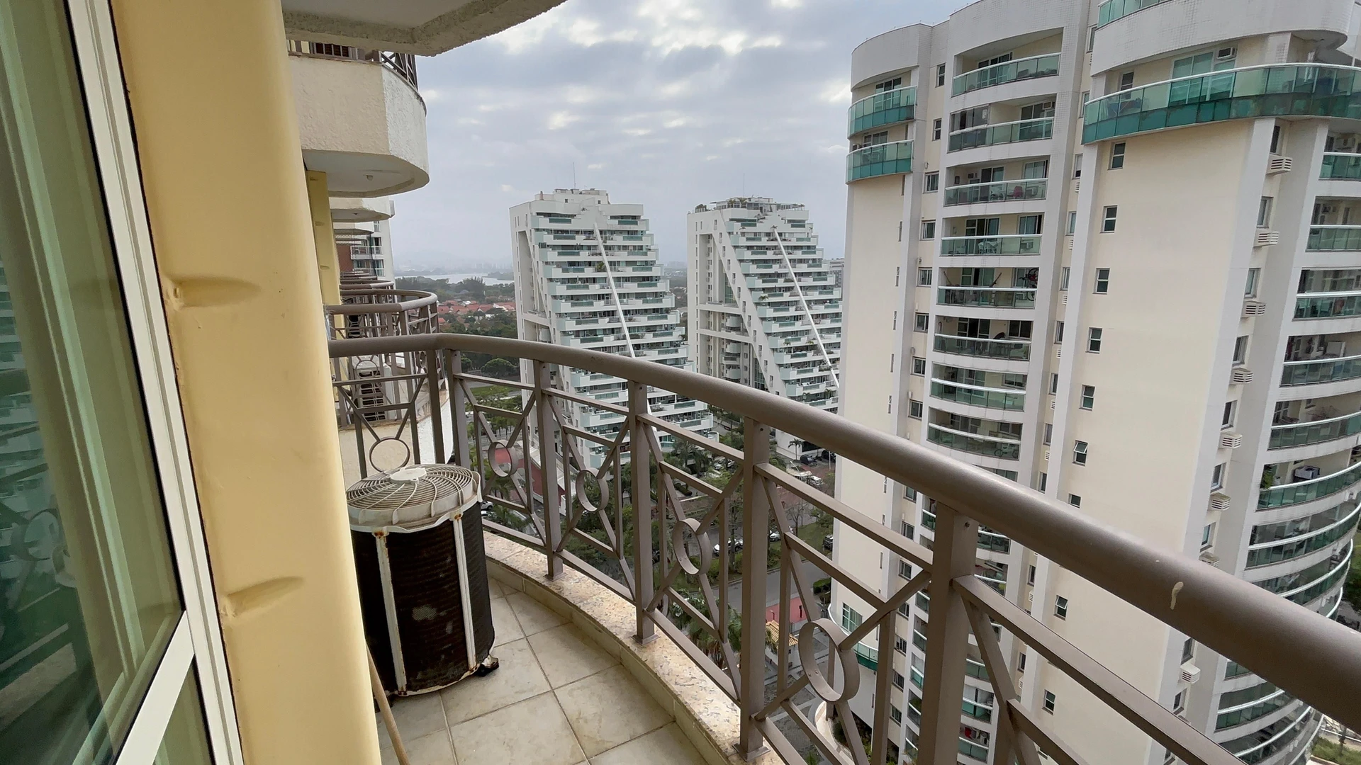 Kitnet com varanda, 1 quarto e 1 banheiro, sem vaga — photo 16