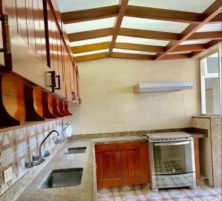 Furnished duplex with 4 bedrooms and 5 bathrooms — photo 11