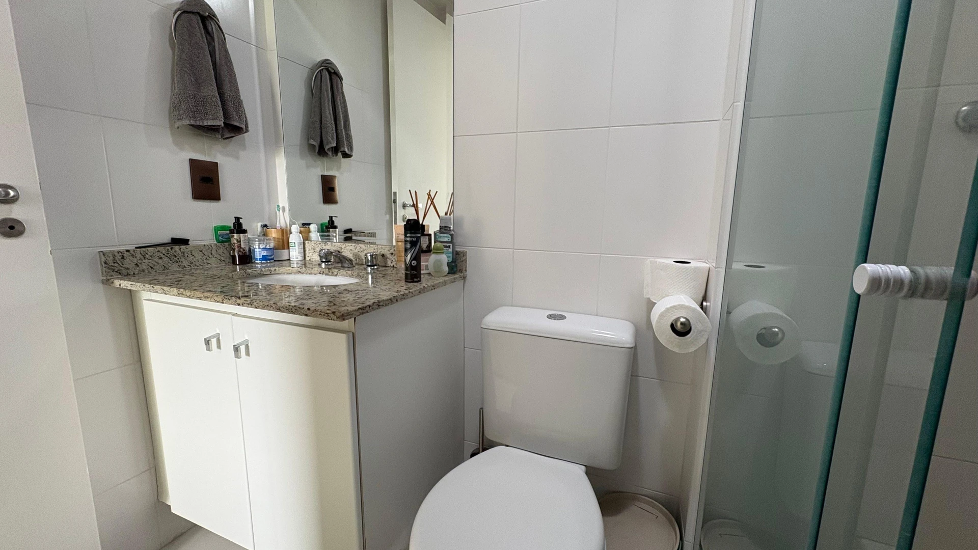 2-bedroom apartment with a home office in Rio de Janeiro — photo 17