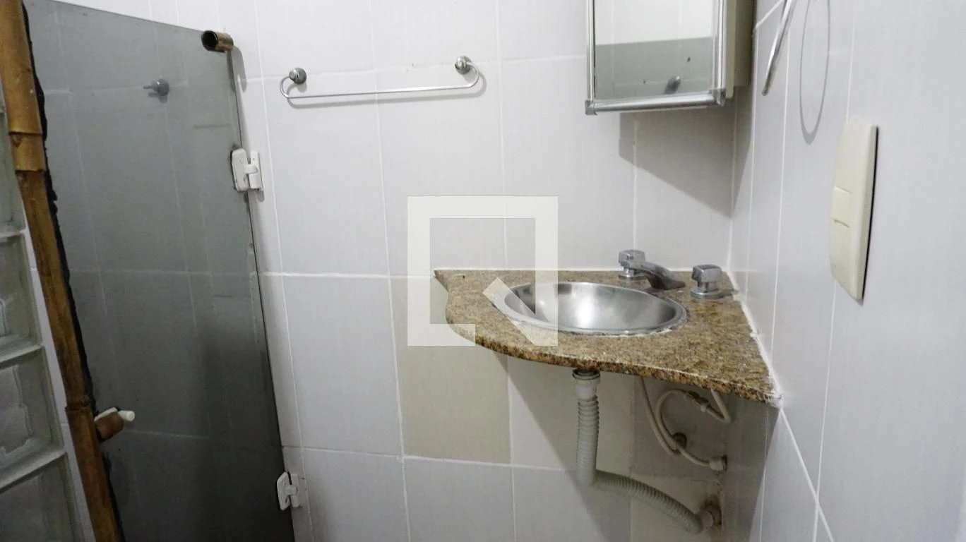 Apartamento amueblado de 2 dormitorios con balcón — photo 28