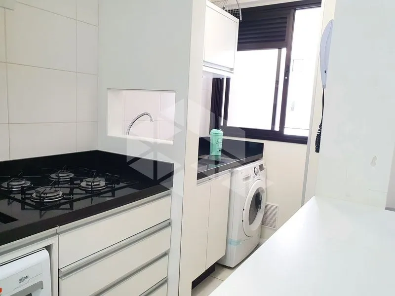 2-bedroom apartment with en-suite and open-plan gas kitchen — photo 12