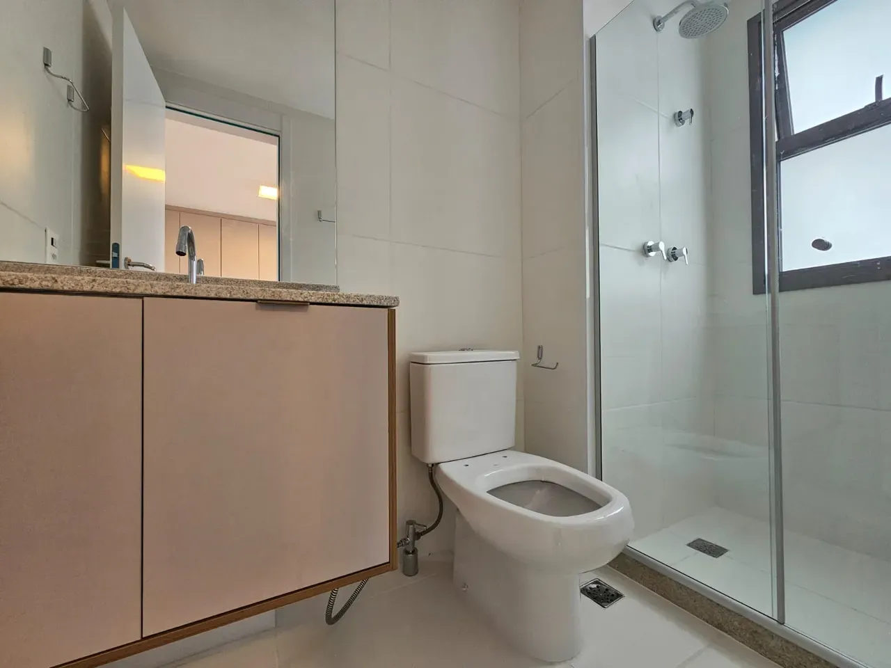 Apartamento mobiliado com 4 quartos e 5 banheiros — photo 14