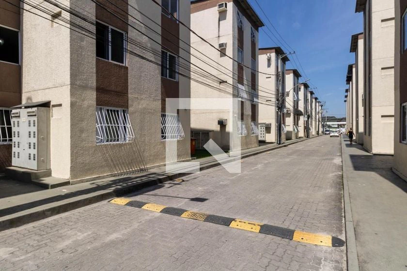 Apartamento mobiliado de 2 quartos em condomínio com piscina — photo 30