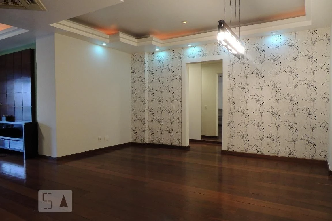 Apartamento de 4 quartos com janelas do piso ao teto — photo 39