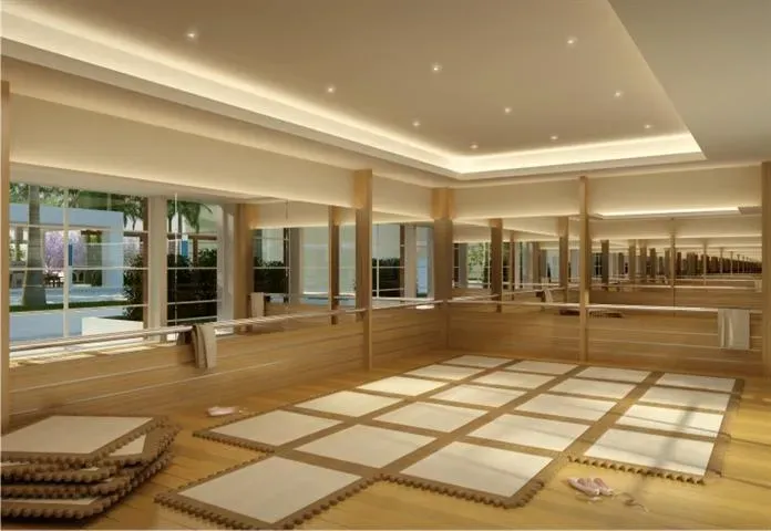 Furnished 70 m² apartment with 2 bedrooms and glass balcony — photo 26